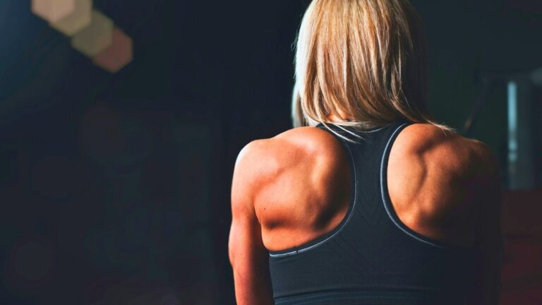 15 Najboljih Vježbi za Jačanje Leđa: Kako Izgraditi Snagu i Smanjiti Bol